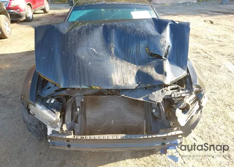 2013 Ford Mustang V6 Premium z USA, uszkodzony, nr VIN 1ZVBP8AM5D5200513